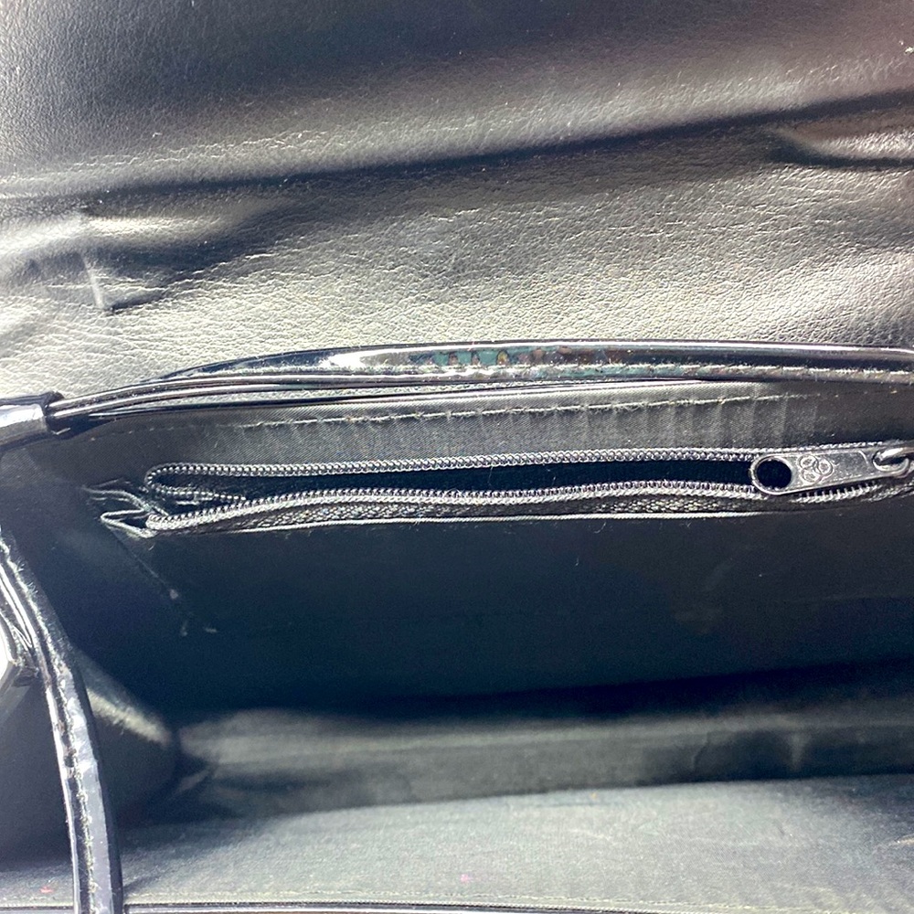 Envelope Silver Handle Shoulder Strap Bag - Picture 4 of 7